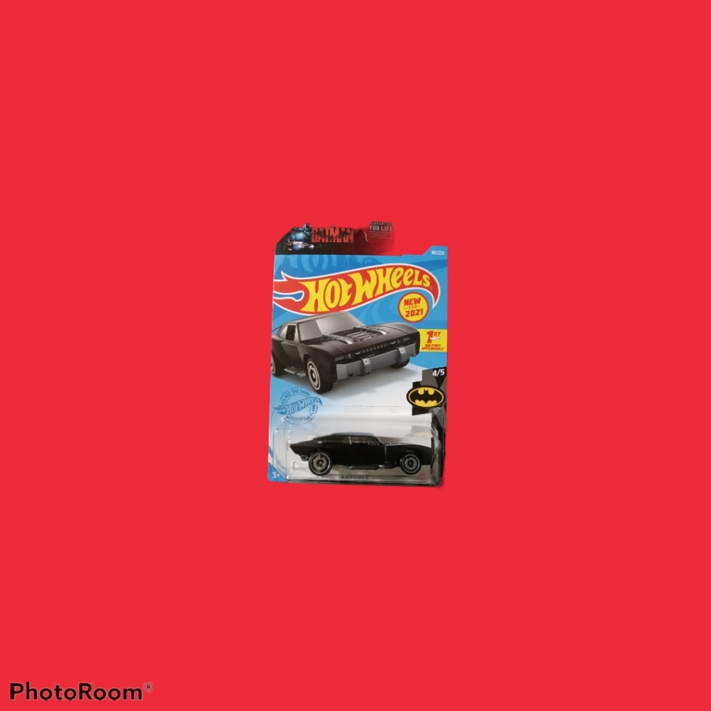 Hotwheel Batmobile - Picture 5 of 7
